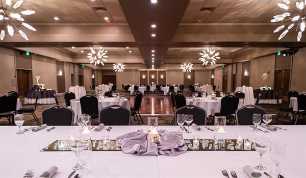 Holiday Inn Cleveland South