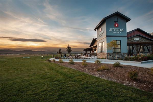 Acreage Cider House and Eatery