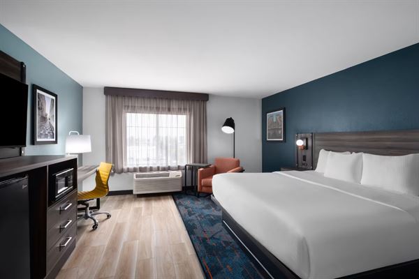 LaQuinta Inn & Suites by Wyndham