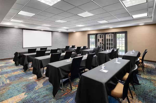 LaQuinta Inn & Suites by Wyndham