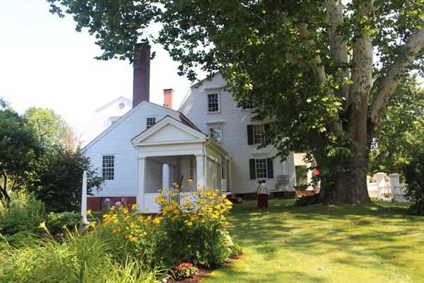 The Phelps-Hatheway House & Garden