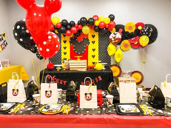 Hooray Party Playground