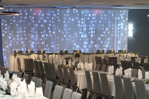 Holiday Inn Lakefront