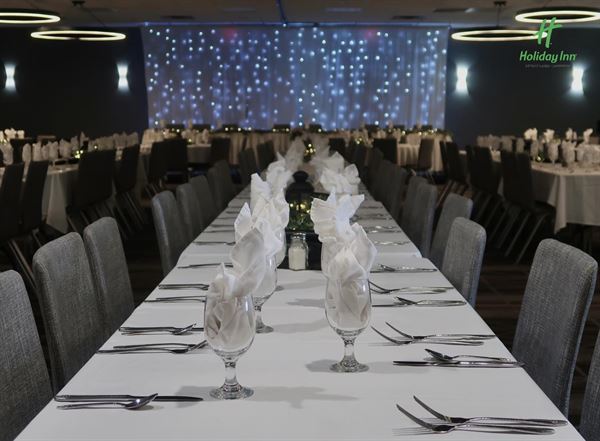 Holiday Inn Lakefront