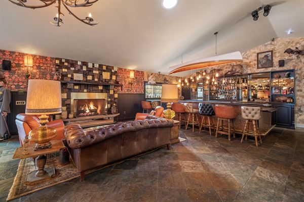 Sessions Retreat and Hotel