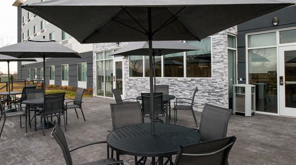 Fairfield Inn & Suites Charlotte University Research Park