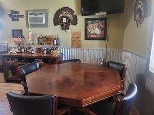 Whiskey Rm and Poker Rm