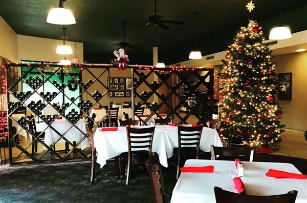 Lucianos Italian Restaurant