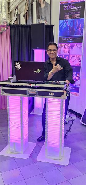 The Mix Master Pro Dj & Limousines