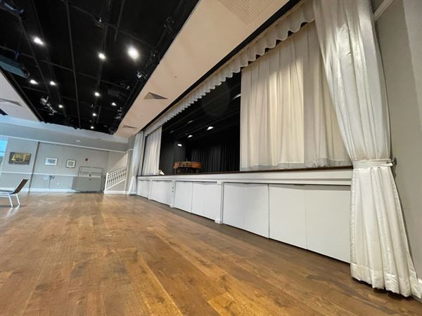 The Sanibel Community House