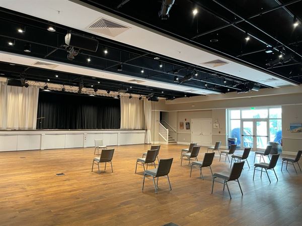 The Sanibel Community House