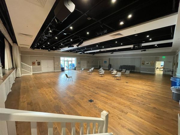 The Sanibel Community House