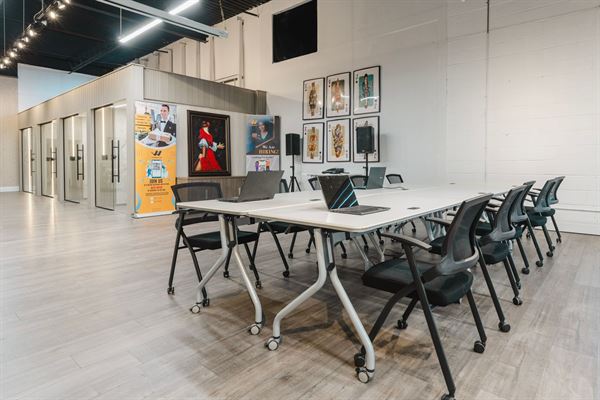 Global Link Treade Hub