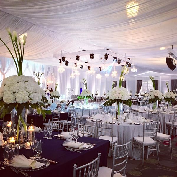 Le Château Royal Convention & Reception Halls