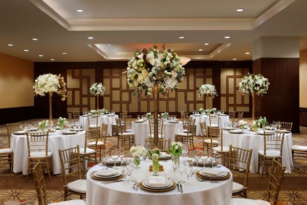 Embassy Suites by Hilton Los Angeles - Glendale