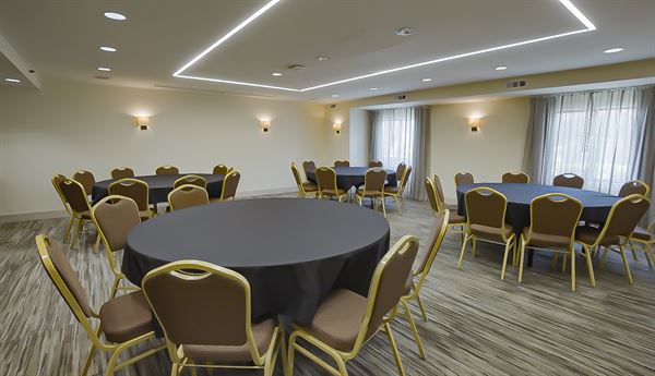 Holiday Inn Irving-Las Colinas