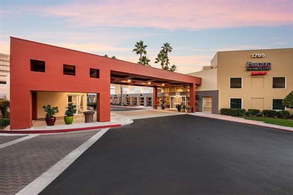Fairfield Inn & Suites San Jose Airport