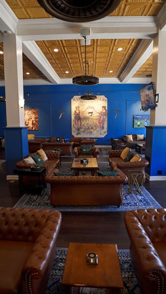 El Septimo Hollywood Cigar Lounge