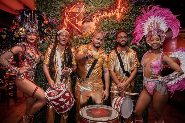 Samba Queens Hora Loca | Samba show