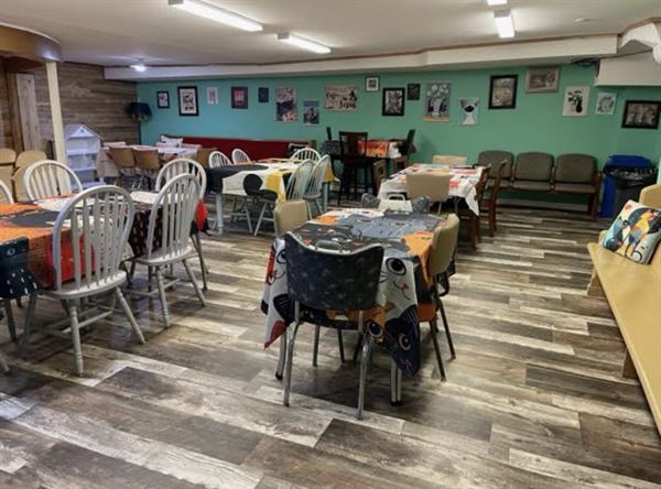 Mr. Kitty's Cat Cafe