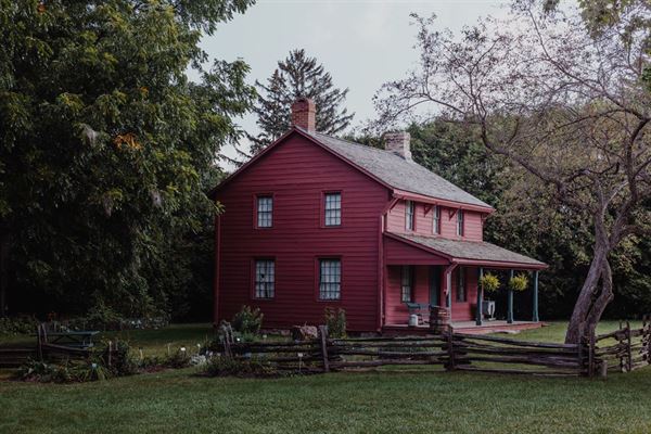 Sharon Museum and Gardens