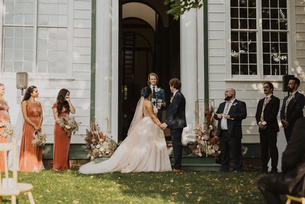 Sharon Museum and Gardens