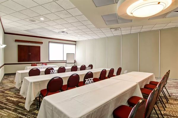 Radisson Hotel & Conference Centre West Edmonton