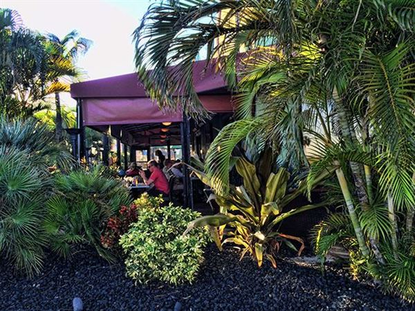 Middle Grounds Grill