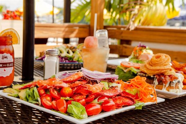 Joey C's Boathouse Cantina & Grill