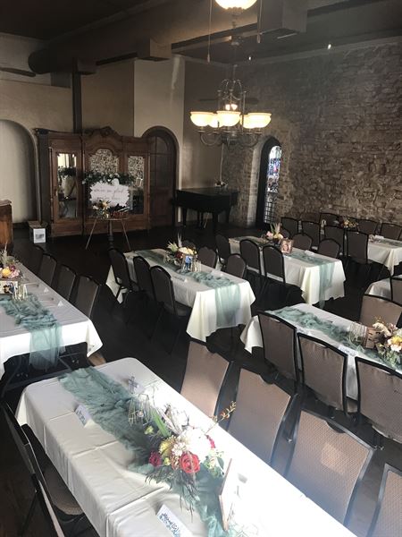 Farina's Winery and Cafe