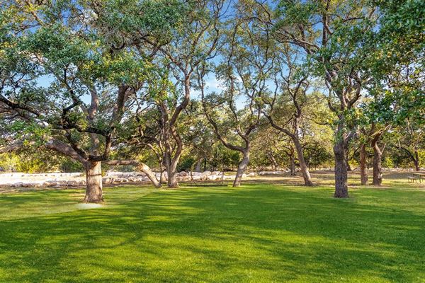 Dripping Springs Distilling