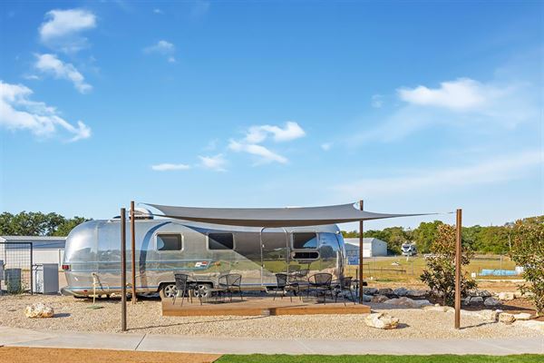 Dripping Springs Distilling