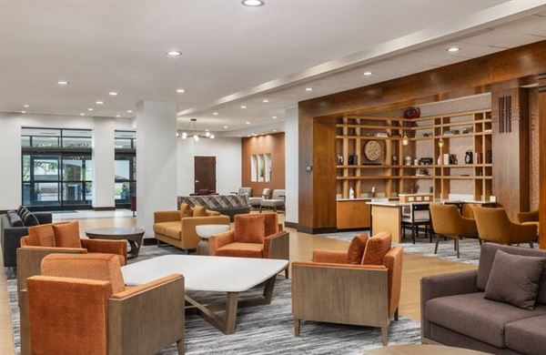 DoubleTree by Hilton Greensboro Airport