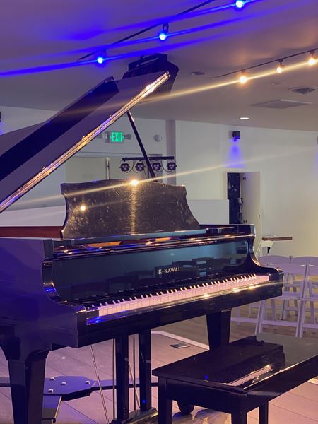 Paper Moon Event Space