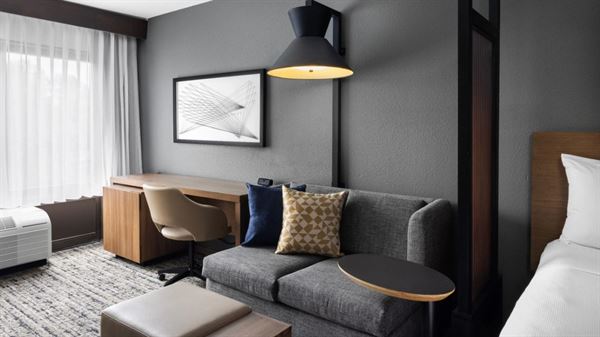 Hyatt Place Charlotte Airport/Lake Pointe