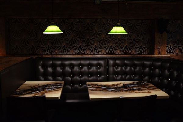 Venti's Cafe & Beer Vault