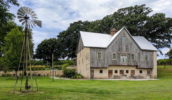 Mill Creek Lodge at Volland Point