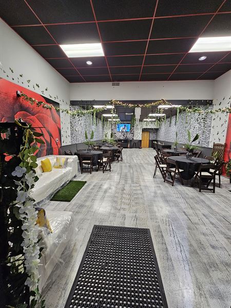 Vee'Unique Decor Event Hall