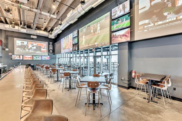 Tom's Watch Bar - Orlando