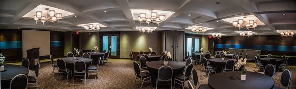 CHOP Steakhouse & Bar at Sandman Hotel Oakville