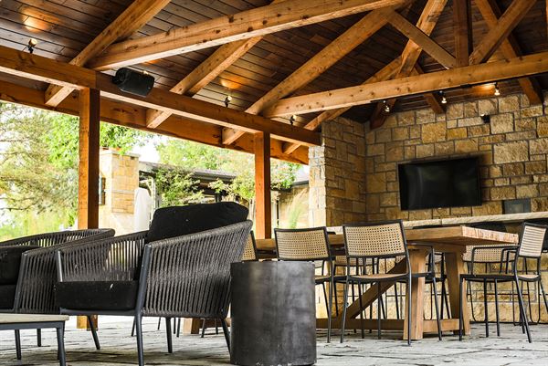 East Bank on Mill Creek