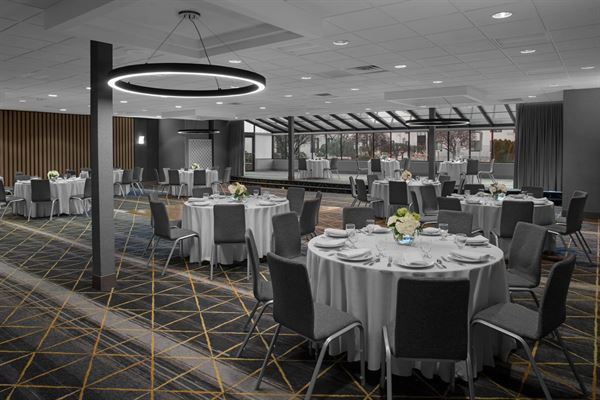 Holiday Inn Meadowlands Hasbrouck Heights