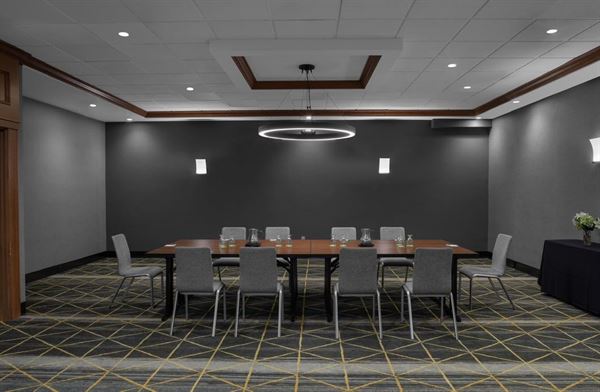 Holiday Inn Meadowlands Hasbrouck Heights