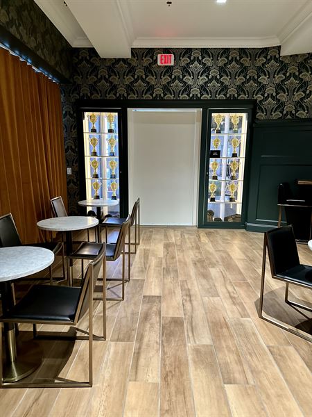 Trophy Club - Emeryville