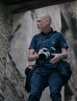 Lit Weddings with Mike Moon