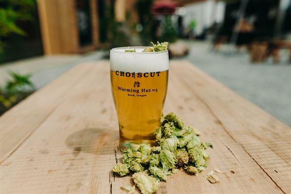 Crosscut- Warming Hut No.5