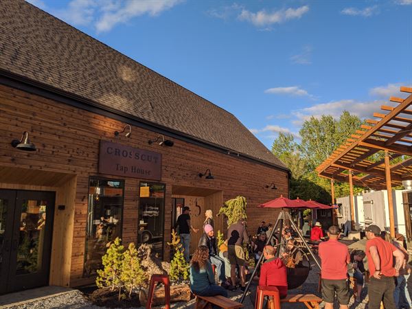 Crosscut- Warming Hut No.5