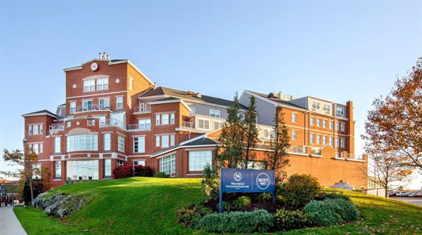 Sheraton Portsmouth Harborside Hotel