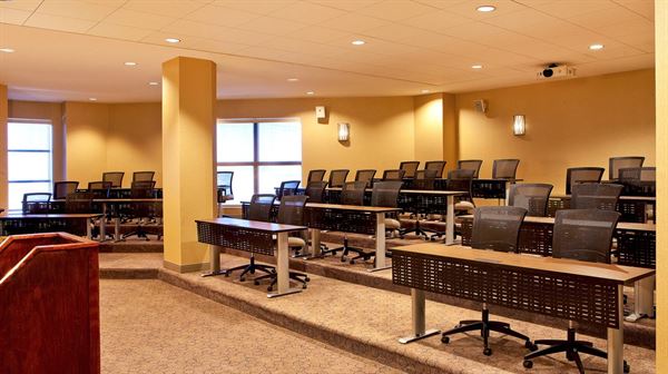 Sheraton Portsmouth Harborside Hotel