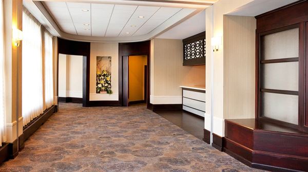 Sheraton Portsmouth Harborside Hotel